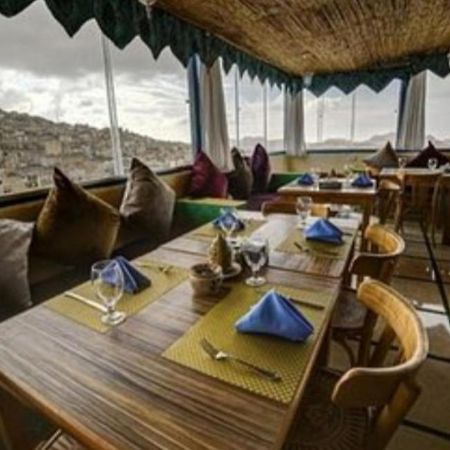Petra Boxtel Hostel Wadi Musa Exterior photo